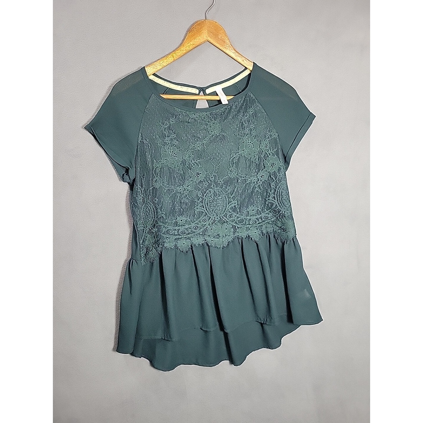 Xhilaration Sheer Blouse Womens Medium Peplum Green Lace Top Button Whimsigoth
